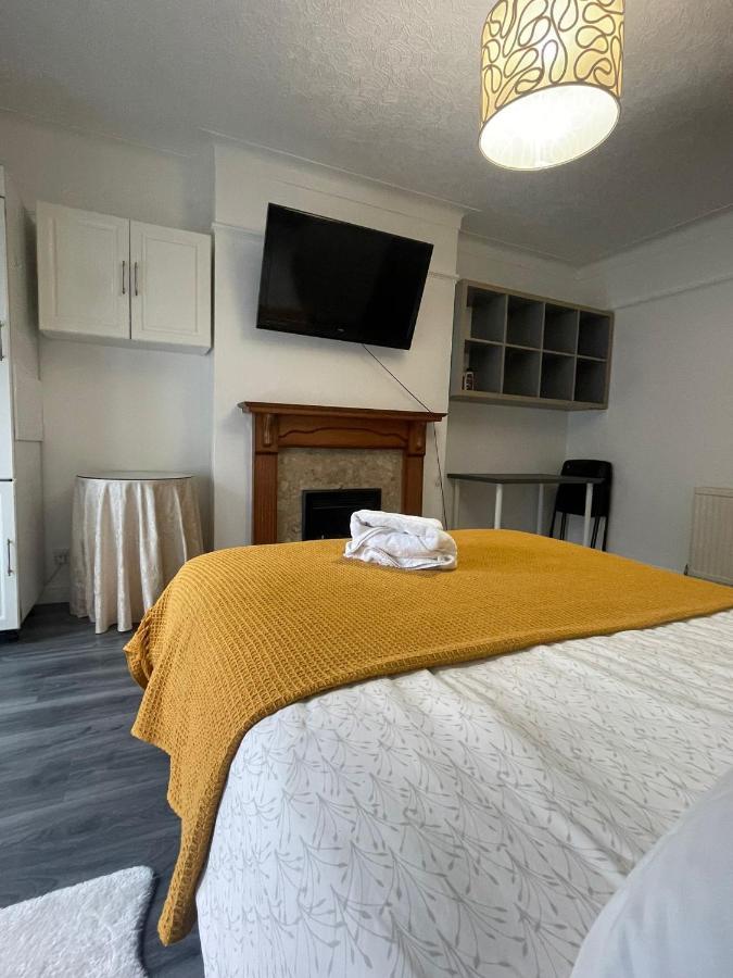 Beautiful Private Rooms In London Central Willesden Green Bagian luar foto