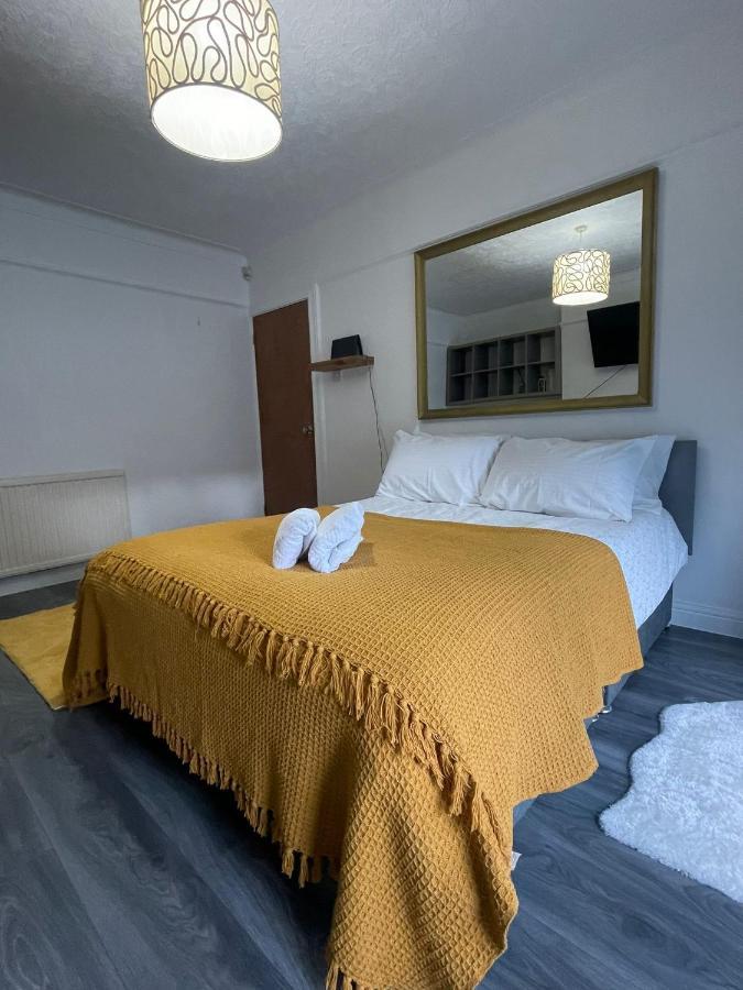 Beautiful Private Rooms In London Central Willesden Green Bagian luar foto