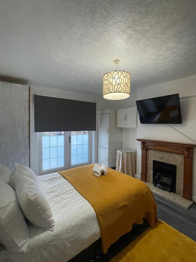 Beautiful Private Rooms In London Central Willesden Green Bagian luar foto